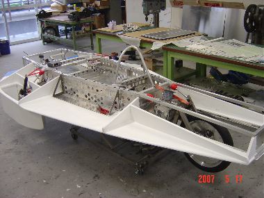 �\�[���[�J�[����̎ʐ^/�h��-2007�鎭�\�[���[�J�[�G���g���[�򕌌������H�ƍ����w�Z(���ɍH�ƍ��Z)